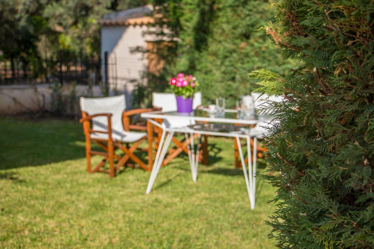 Maison Fleurs Diakopto Exteriér fotografie