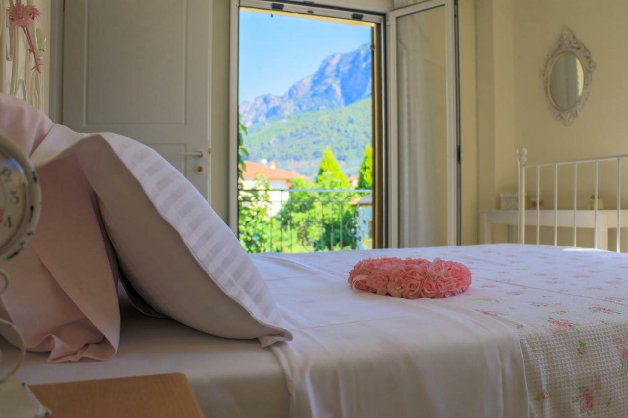 Maison Fleurs Diakopto Exteriér fotografie
